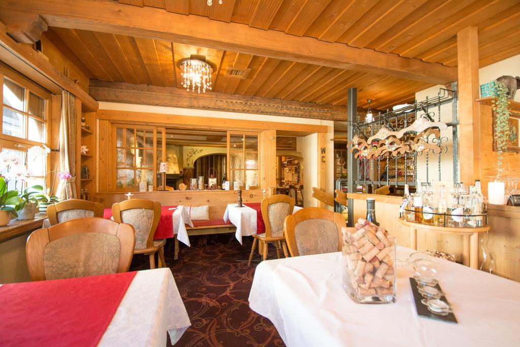 Hotel Soliva Седрун Екстериор снимка
